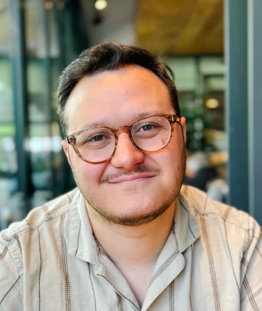 Aaron Daniel Jacob artist profile image