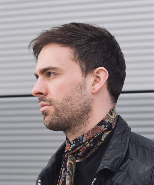 Dale Howard artist profile image