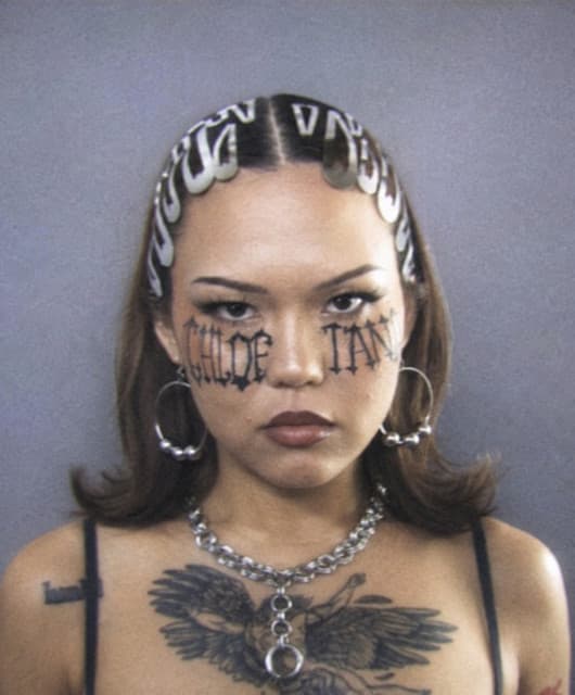 Chloe Tang artist profile