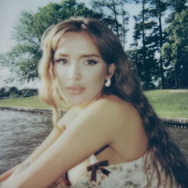 Laci Kaye Booth's artist profile image