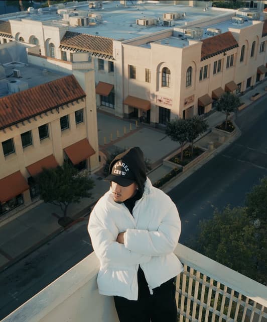 DannyV artist profile image