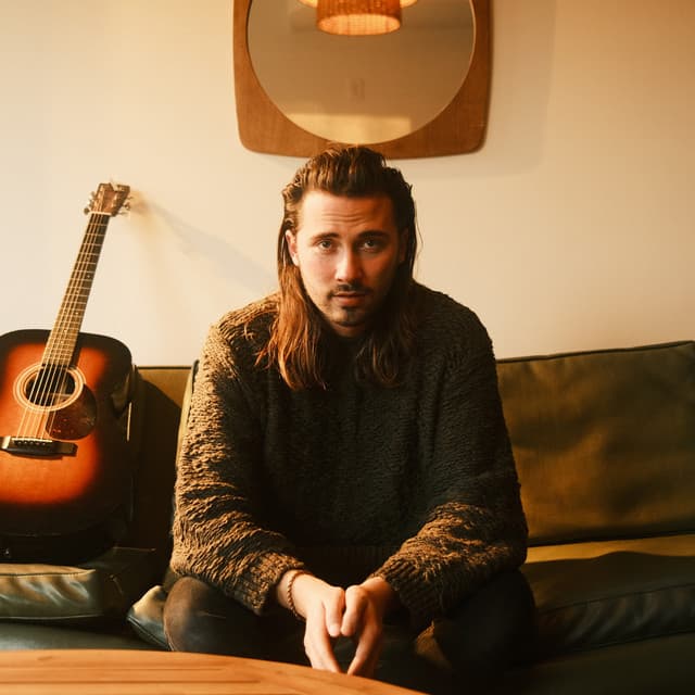 Seph Schlueter's artist profile image