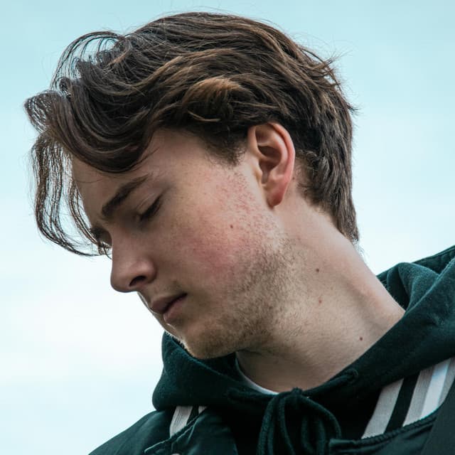 B3RROR artist profile image