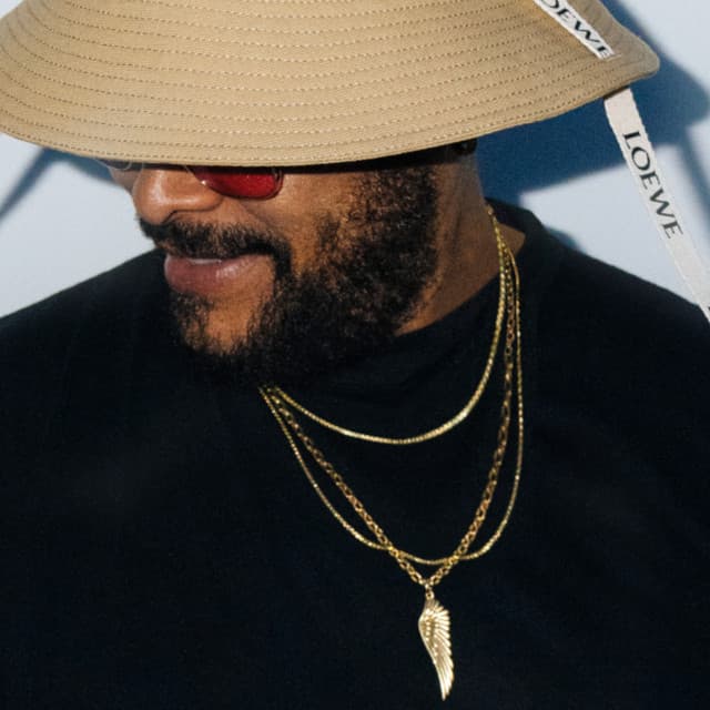 Maxwell's artist profile image