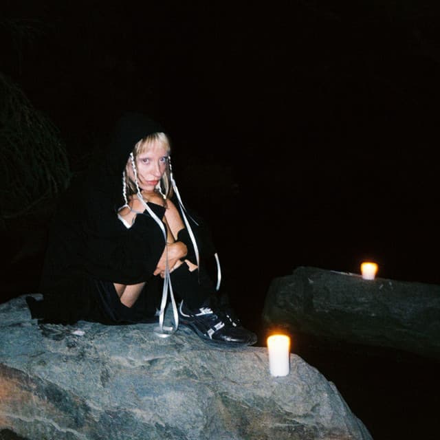 yergurl artist profile image
