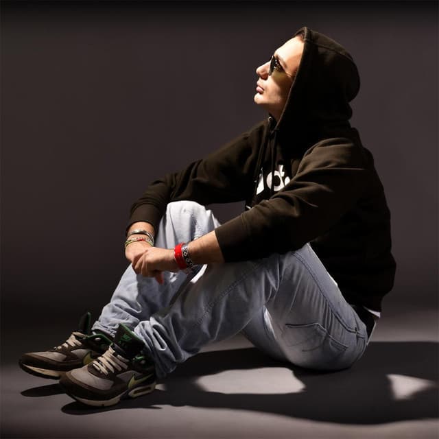 Andrea Frisina artist profile image