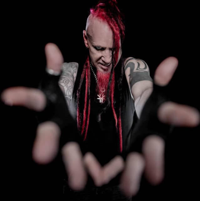Chad Gray artist profile