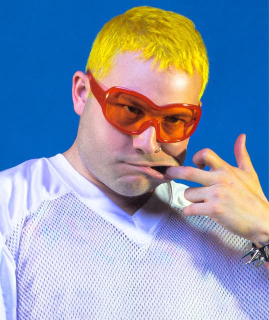 Bentley Robles artist profile image