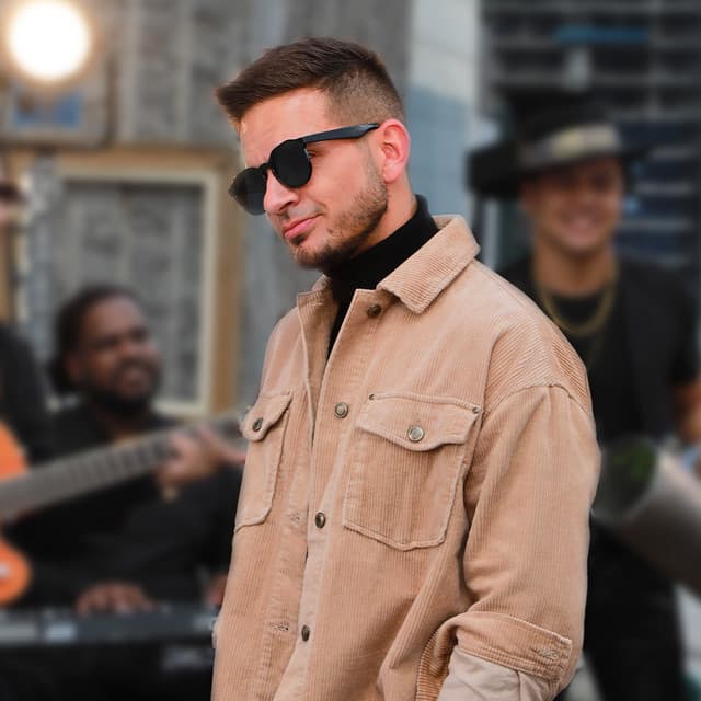 Omar Acedo artist profile image