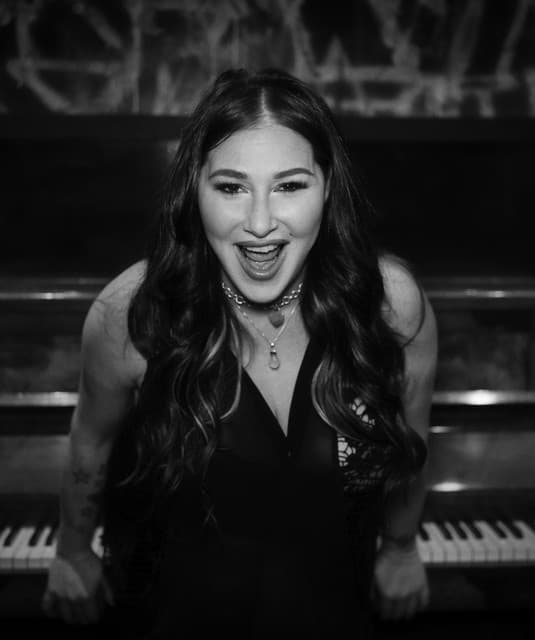 Tiffany artist profile image
