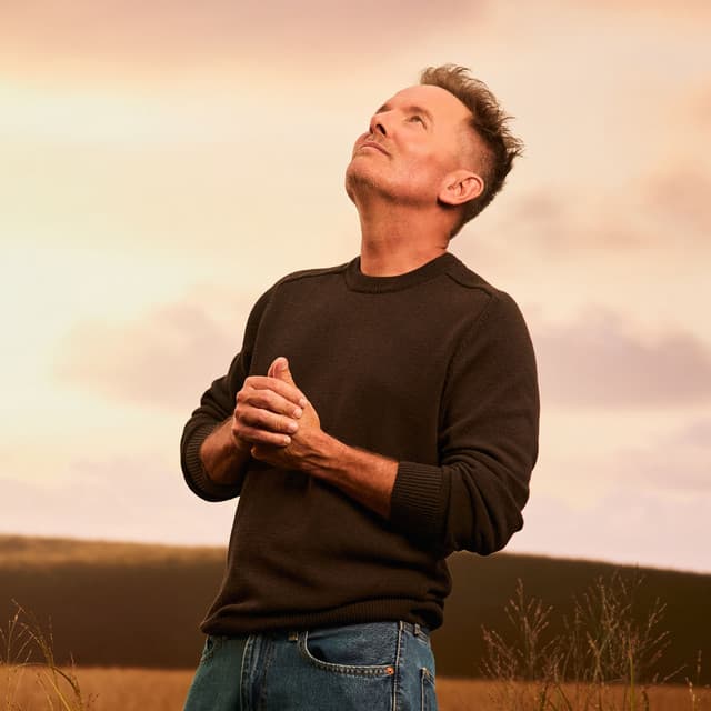 Chris Tomlin's artist profile image