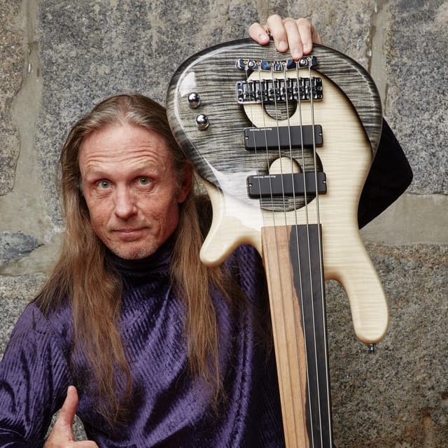 Steve Bailey artist profile image