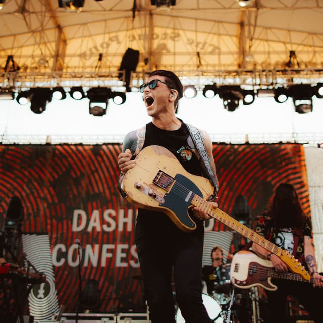 Dashboard Confessional's artist profile image