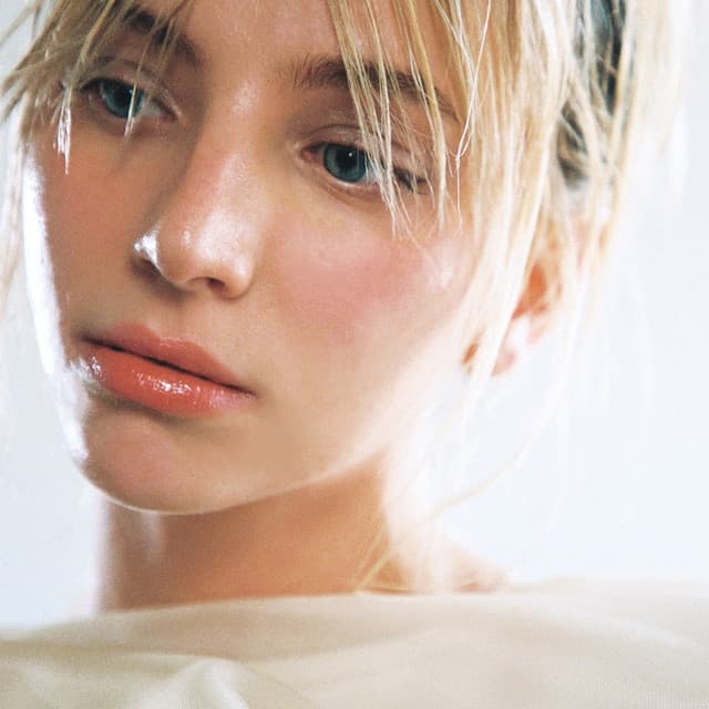 Hailey Knox artist profile image