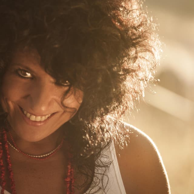 Rosana artist profile image