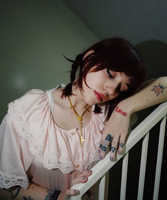 Kailee Morgue artist profile image