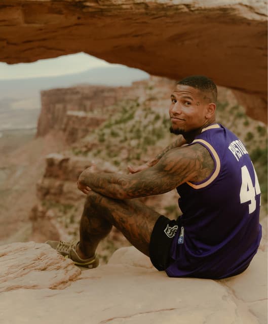 Darren Waller artist profile image