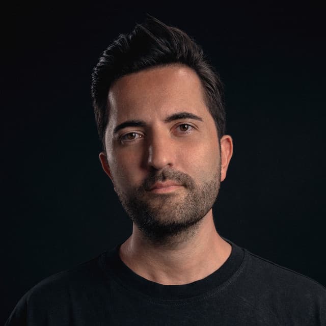 Deniz Koyu artist profile image