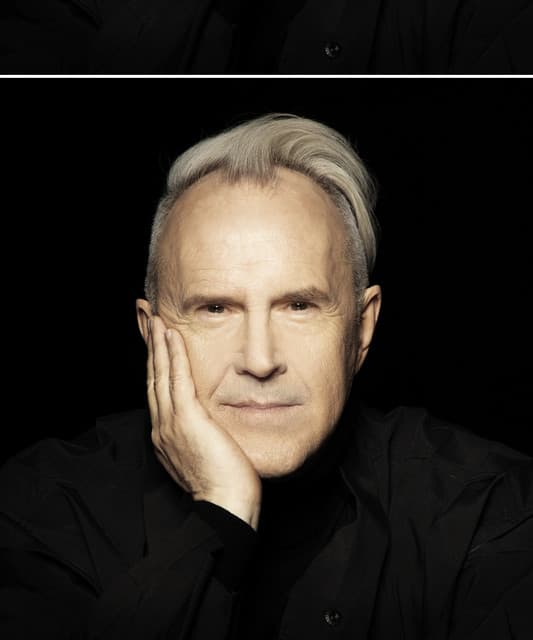 Howard Jones's artist profile image