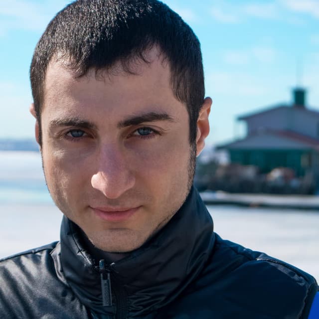 Gregory Esayan artist profile image