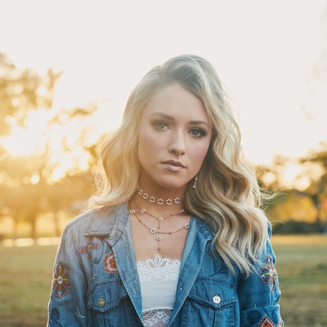 Emily Ann Roberts artist profile image