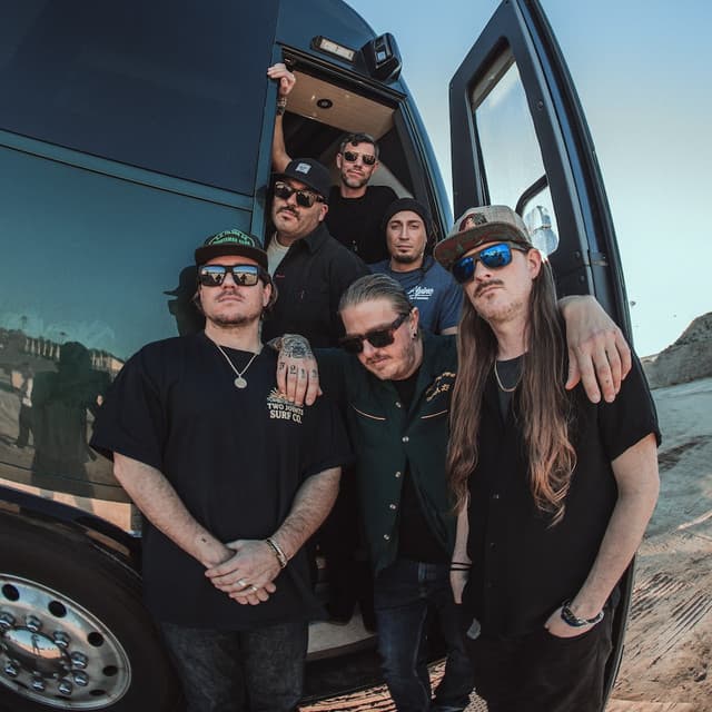 The Elovaters artist profile