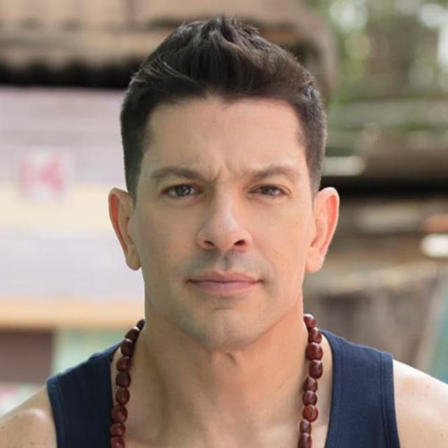Yahir artist profile image