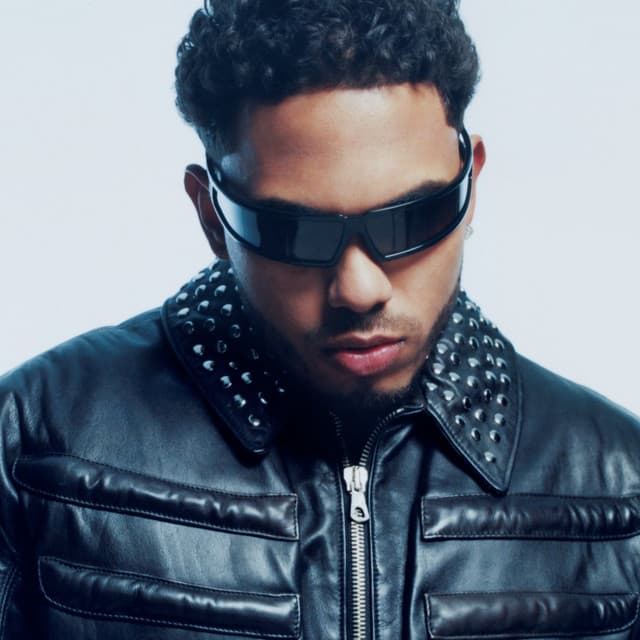 Myke Towers's artist profile image