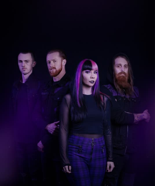 Skarlett Riot artist profile