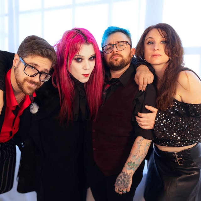 Sarah and the Safe Word artist profile
