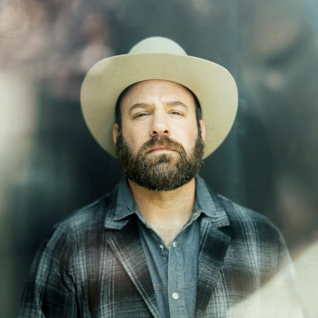 Cris Jacobs artist profile image