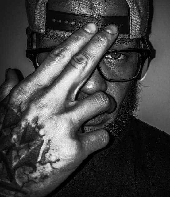 C. Ray artist profile image
