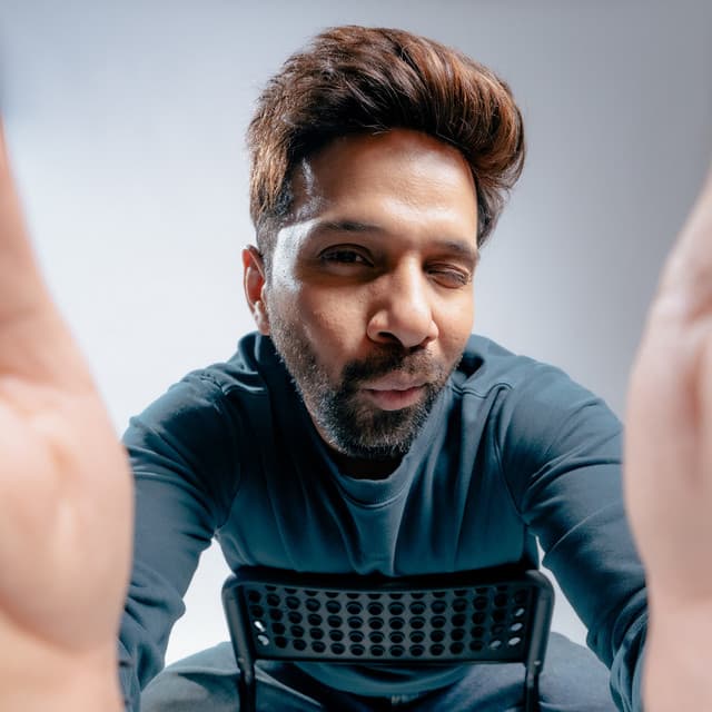 Karthik artist profile image