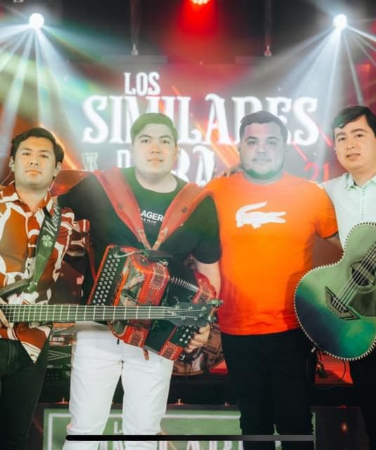 Los Similares de la Baja artist profile image