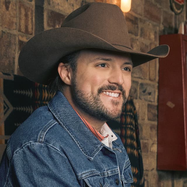 Walker Montgomery artist profile image