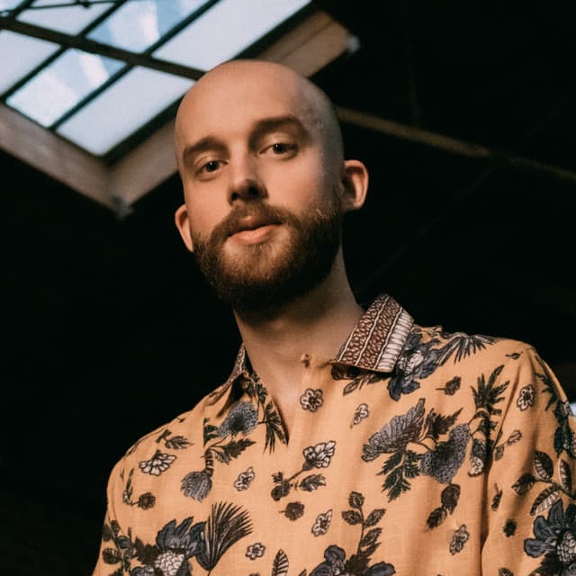 Jaymes Young artist profile image