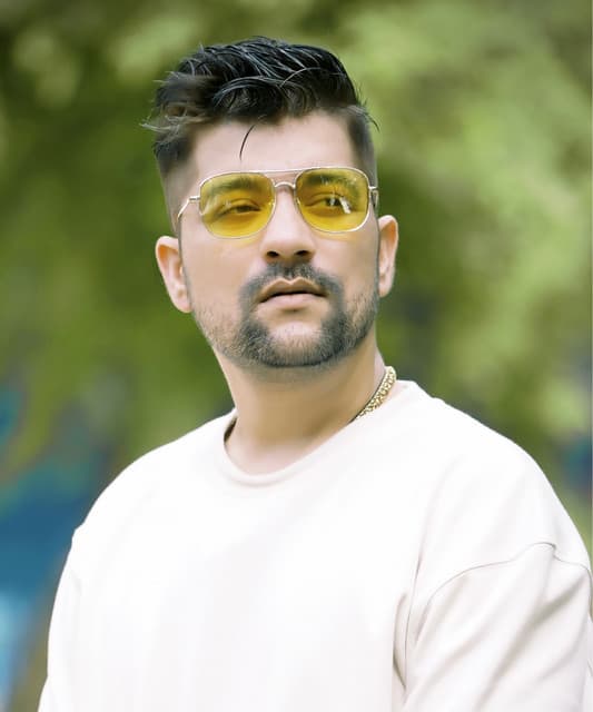 Manan Bhardwaj artist profile image