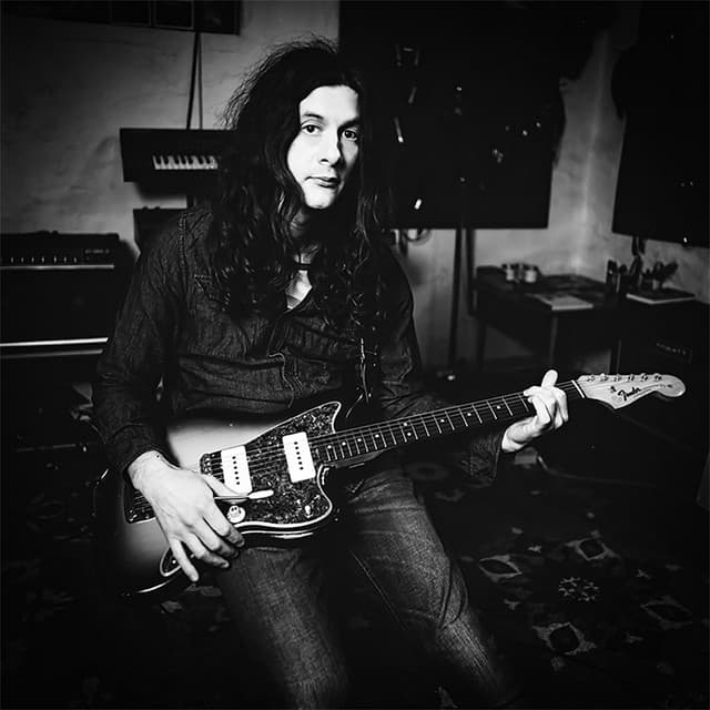 Kurt Vile artist profile image