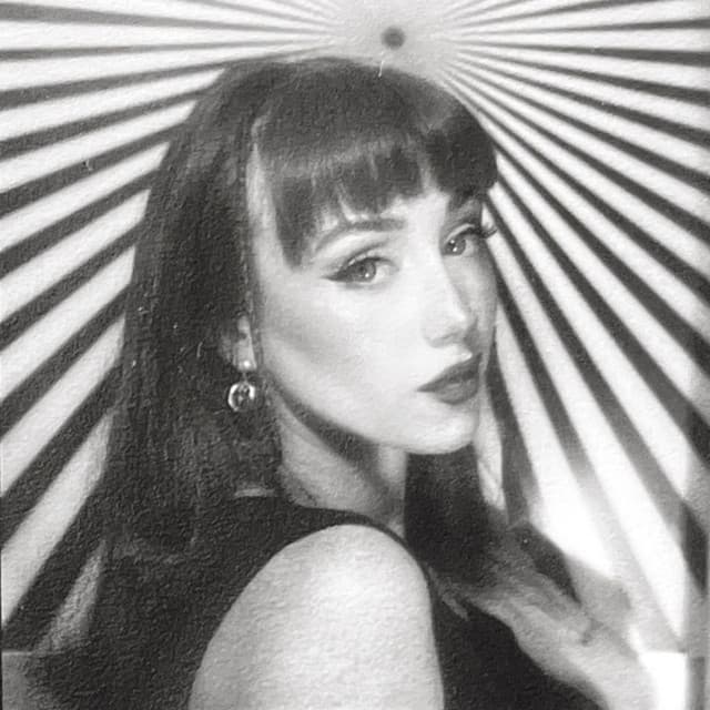 Colette Lush artist profile image