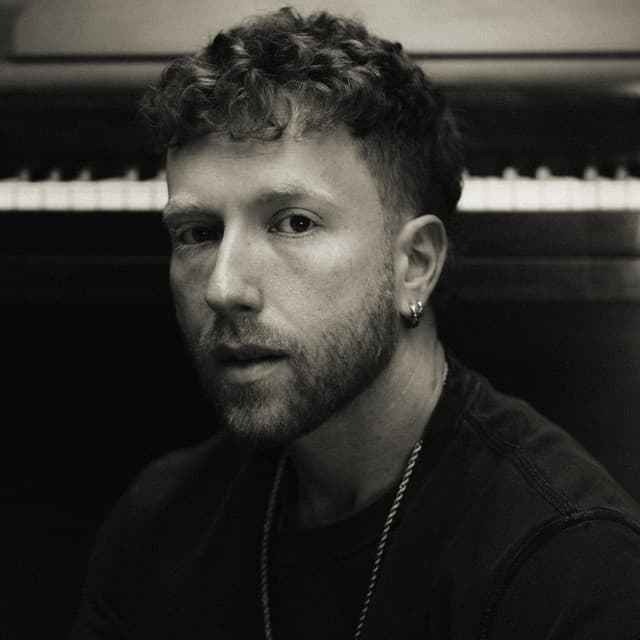 JP Saxe artist profile image