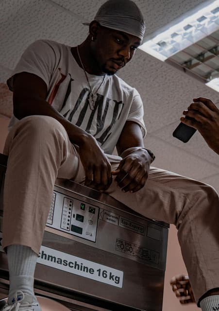 Elvis's artist profile image