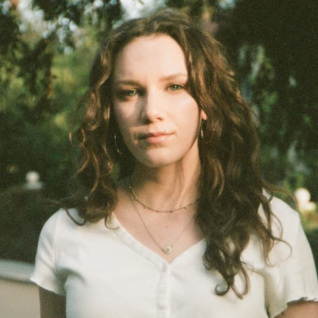 Emily James artist profile image