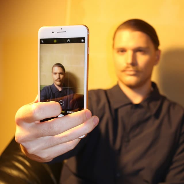 Hector Morlet artist profile image