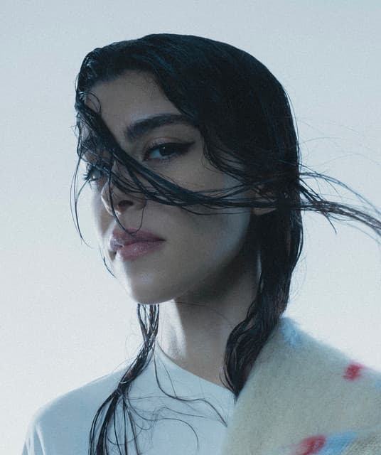 Silvie Loto artist profile