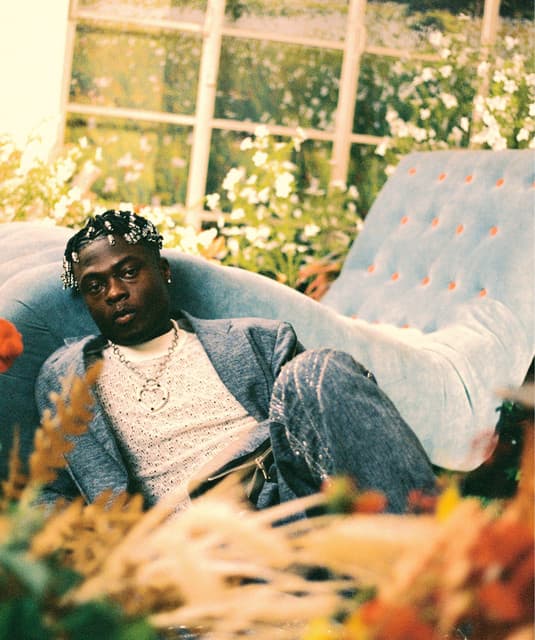 Toyé artist profile image