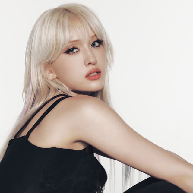 JEON SOMI artist profile image