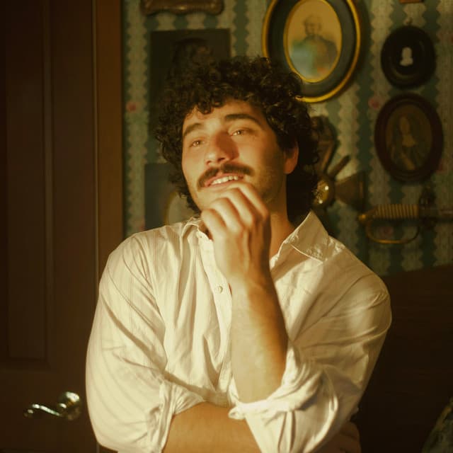 Theo Kandel artist profile image
