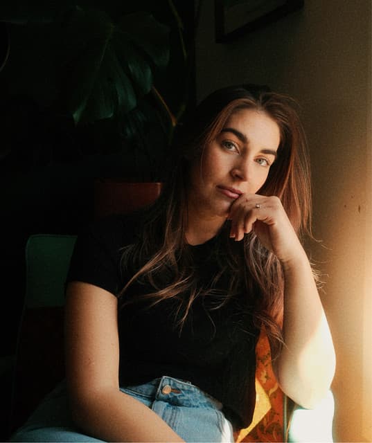 Elenee artist profile image