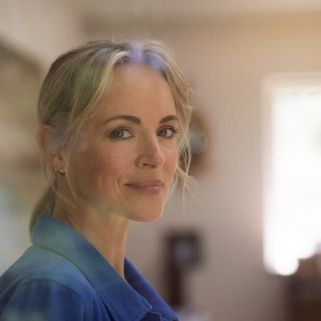 Gemma Hayes artist profile