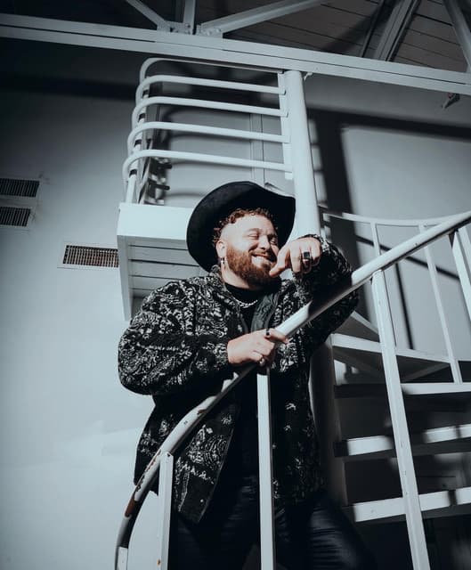 Justin Champagne artist profile image